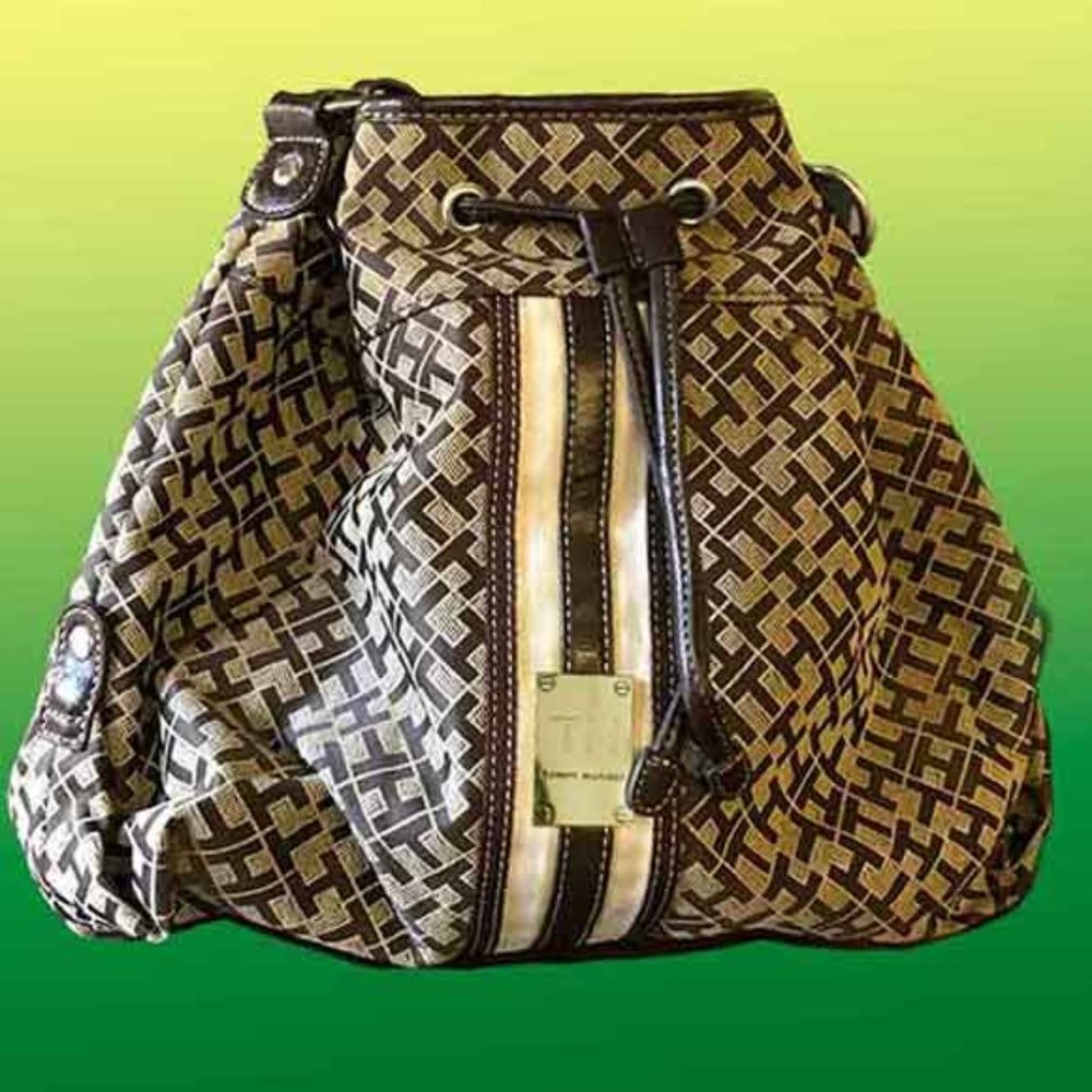 TOMMY HILFIGER MONOGRAM Shoulder/Bucket Bag- USED